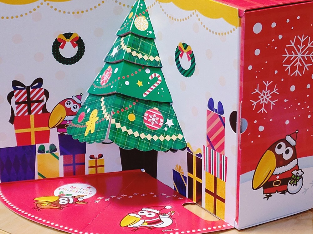 嬉しくて倒れました?友人からのメリークリスマス✨?✨ですお菓子が 