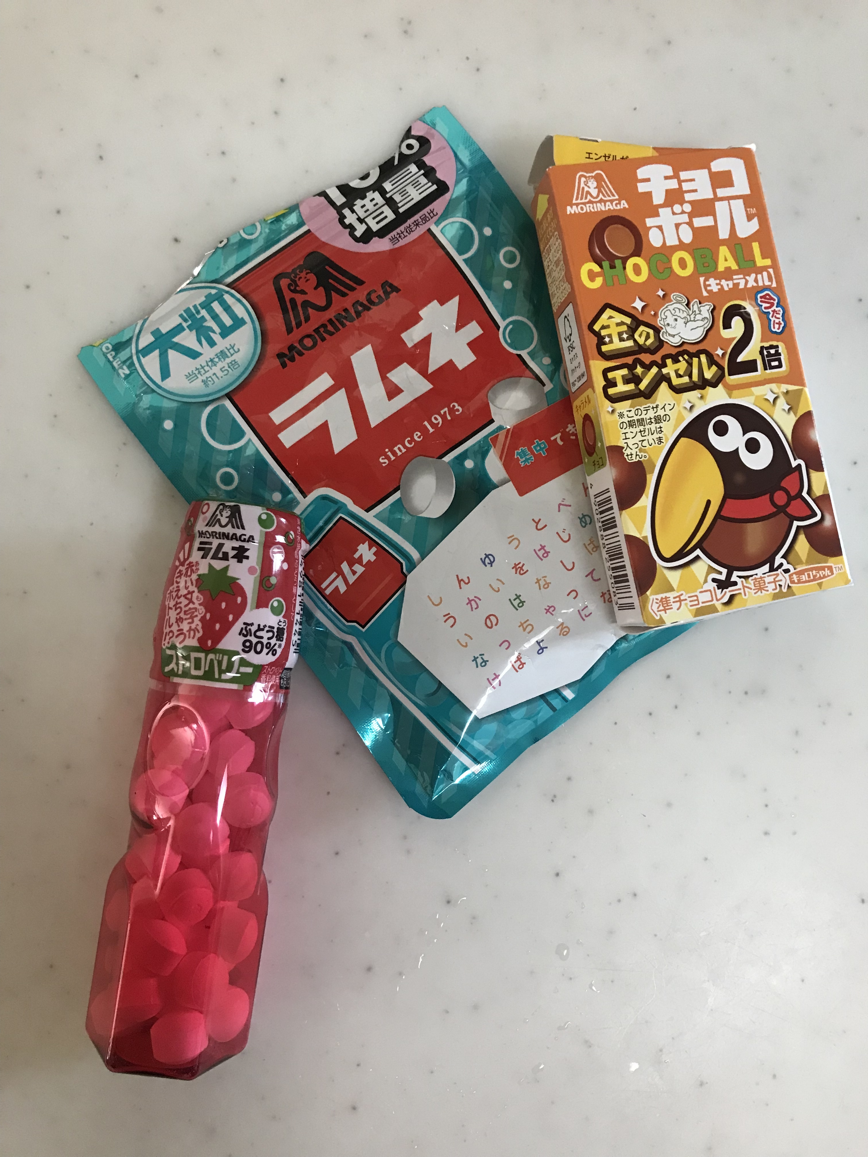 み〜つけた♪ストロベリー味のラムネです‼︎パッケージに書いてある